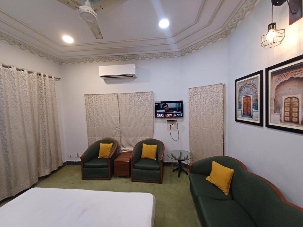 Hotel Natraj Palace Jaipur Exterior photo